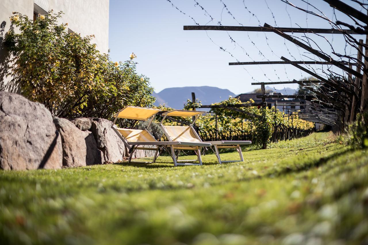 Weingut Dona Villa Appiano Sulla Strada Del Vino Kültér fotó